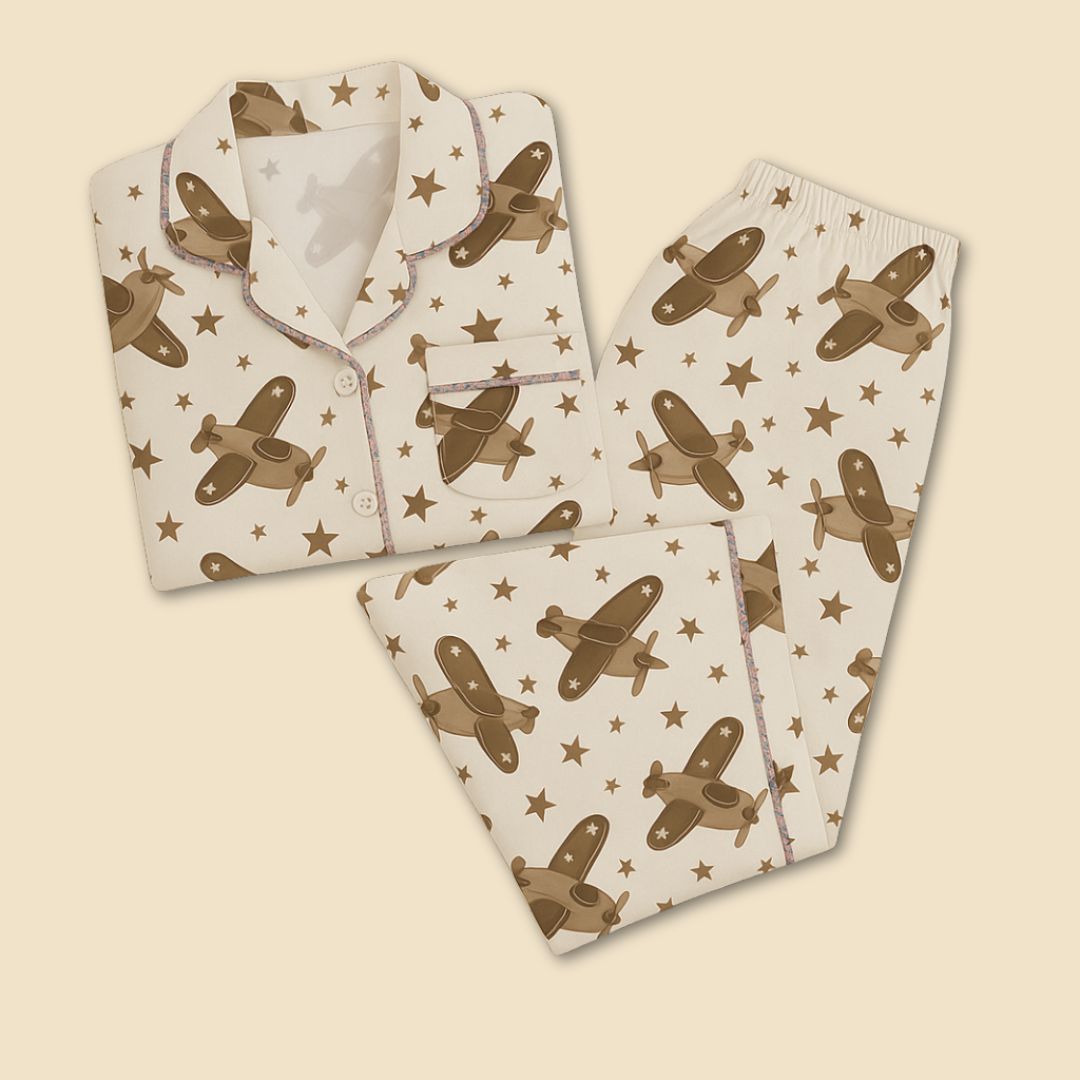 Star Flyers Print Nightsuit